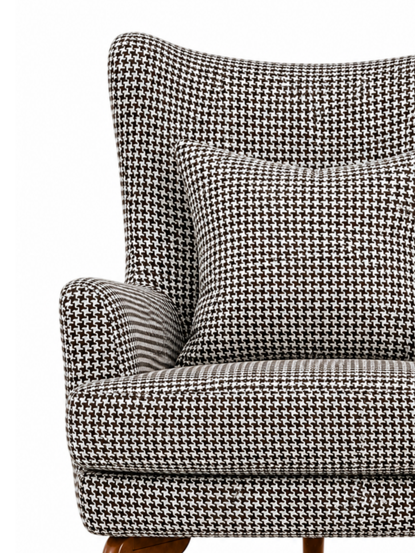 Wingback Accent Chai