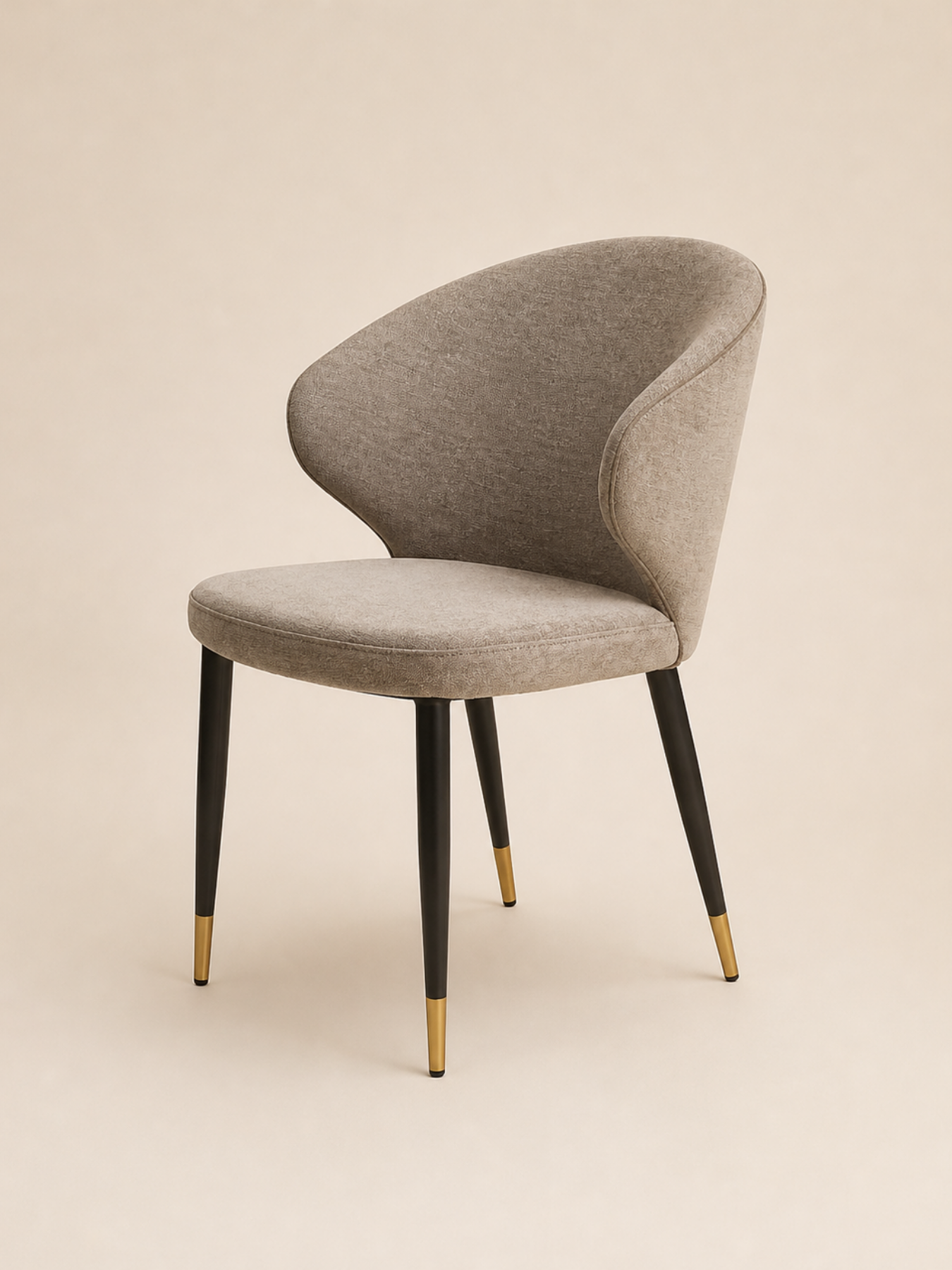 Rikuto Dinig Chair