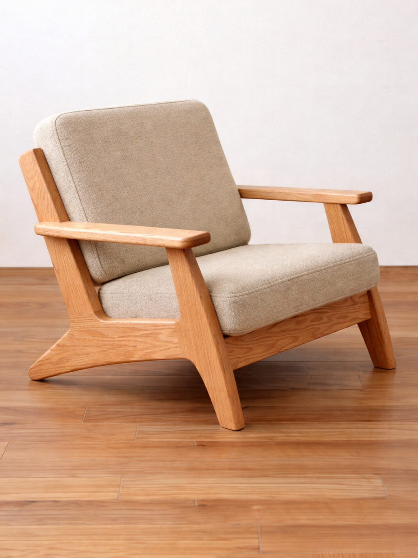 Velno Arm chair  Chair