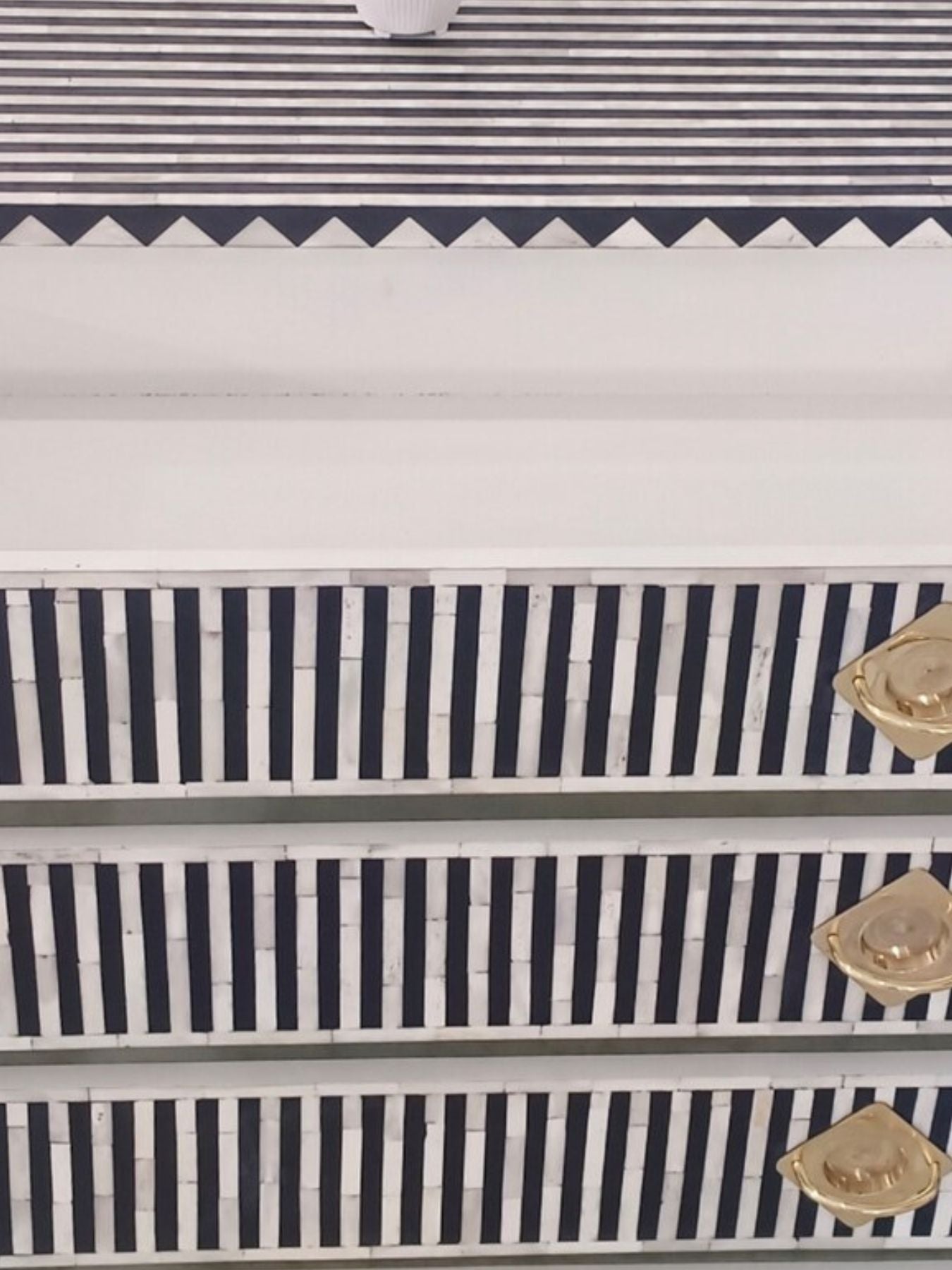 Inlay Chest of Drawers - Waterfall