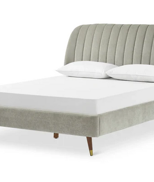 Lexi Tufted Bed
