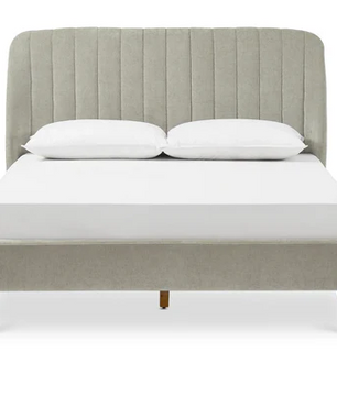 Lexi Tufted Bed