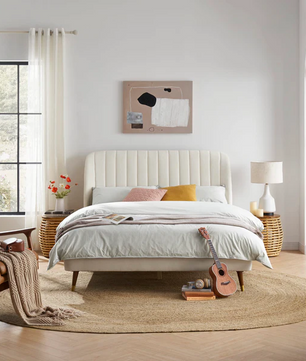 Lexi Tufted Bed