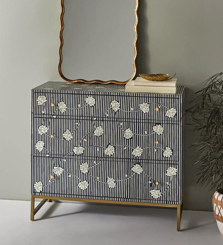 Inlay Chest of Drawer
